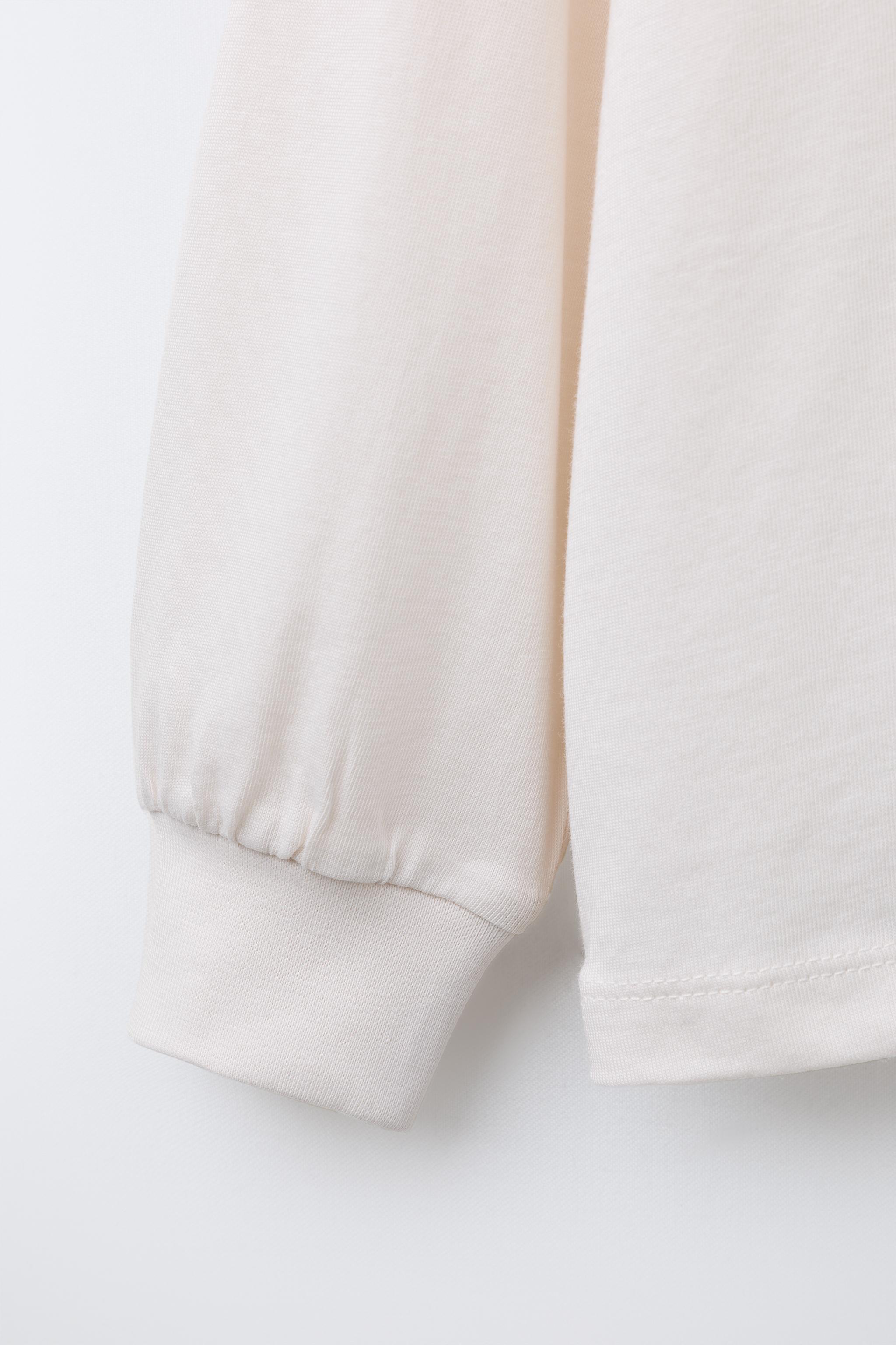 RAISED TEXT PRINT T-SHIRT